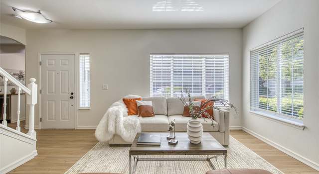 Photo of 10909 Avondale Rd NE Unit J137, Redmond, WA 98052