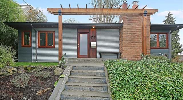 Photo of 2721 3rd Ave N, Seattle, WA 98109