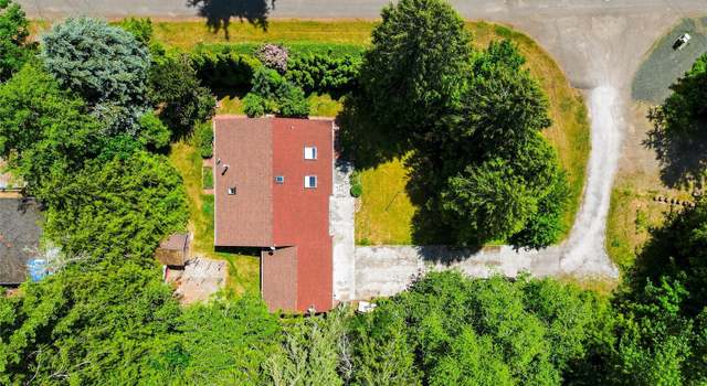 Photo of 592 Sprague Valley Dr, Maple Falls, WA 98266