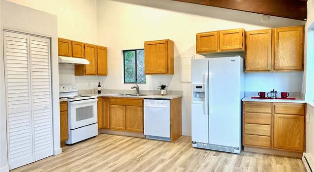 Photo of 379 Glengarry Dr, Camano Island, WA 98282