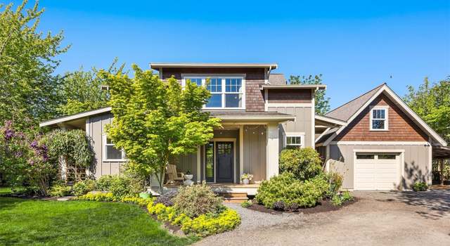 Photo of 2506 Soundview Dr NE, Bainbridge Island, WA 98110