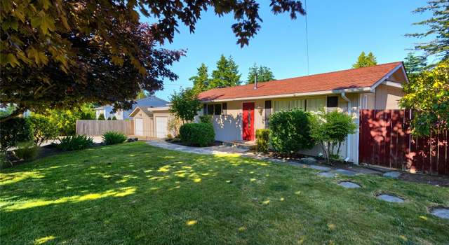 Photo of 2317 D Ave, Anacortes, WA 98221
