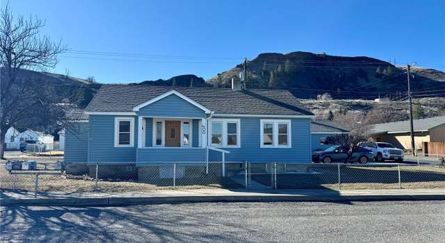 Photo of 400 Roosevelt Dr, Grand Coulee, WA 99133