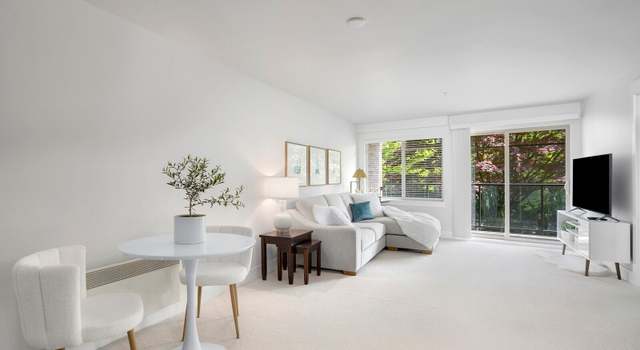 Photo of 511 100th Ave NE #111, Bellevue, WA 98004