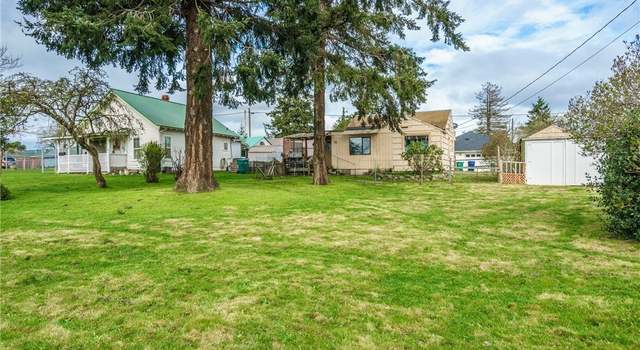 Photo of 1816 11th St, Anacortes, WA 98221
