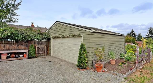 Photo of 643 NW 89th St, Seattle, WA 98117
