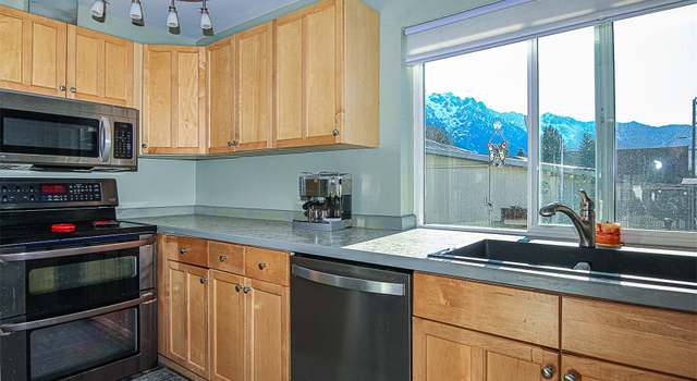 Photo of 625 S Emens Ave, Darrington, WA 98241