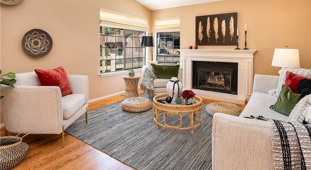 Photo of 16158 SE 33rd Ln #804, Bellevue, WA 98008