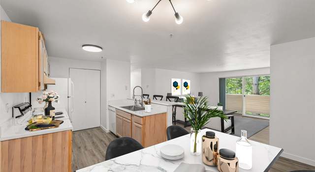Photo of 1001 W Casino Rd Unit A304, Everett, WA 98204