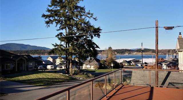 Photo of 1520 8th St, Anacortes, WA 98221