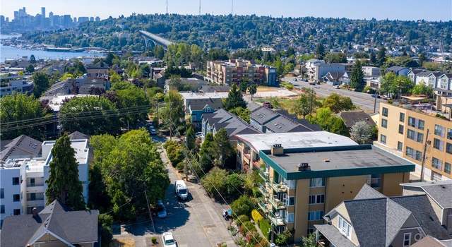 Photo of 3919 Whitman Ave N #101, Seattle, WA 98103