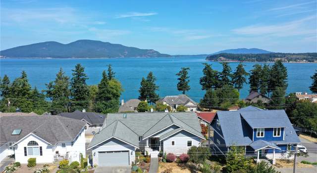 Photo of 3406 W 2nd St, Anacortes, WA 98221