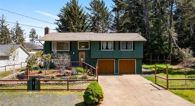 Photo of 902 N Baker St, Westport, WA 98595