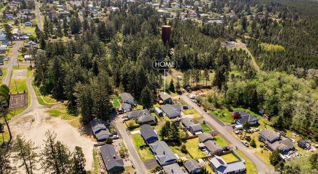 Photo of 902 N Baker St, Westport, WA 98595