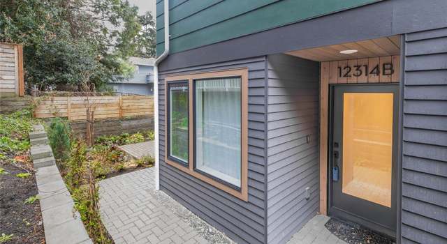 Photo of 12314 14th Ave NE Unit B, Seattle, WA 98125