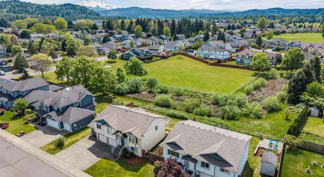Photo of 14406 145th St E, Orting, WA 98360