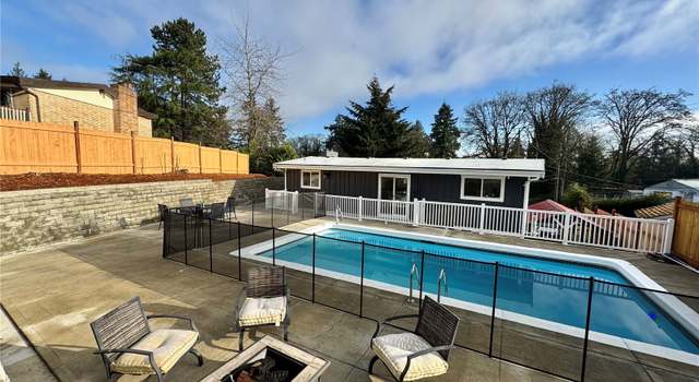 Photo of 11251 Roseberg Ave S, Burien, WA 98168