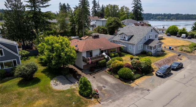 Photo of 108 Champion St, Steilacoom, WA 98388