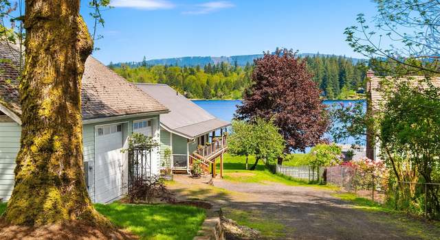 Photo of 10714 W Lake Joy Dr NE, Carnation, WA 98014