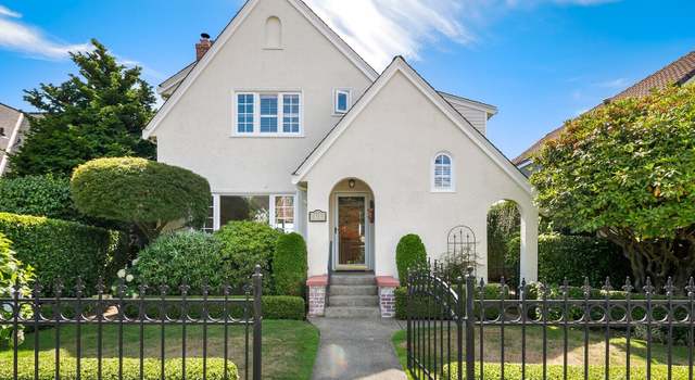 Photo of 2359 Rosemont Pl W, Seattle, WA 98199