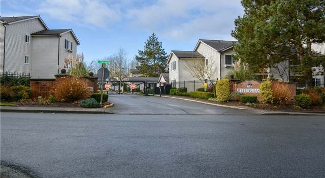 Photo of 12404 E Gibson Rd Unit D104, Everett, WA 98204