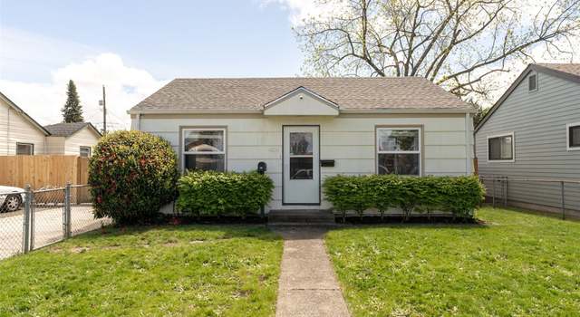 Photo of 4814 S Grove Pl, Tacoma, WA 98409