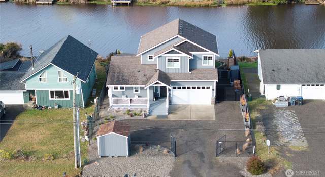 Photo of 289 Canal Dr NE, Ocean Shores, WA 98569