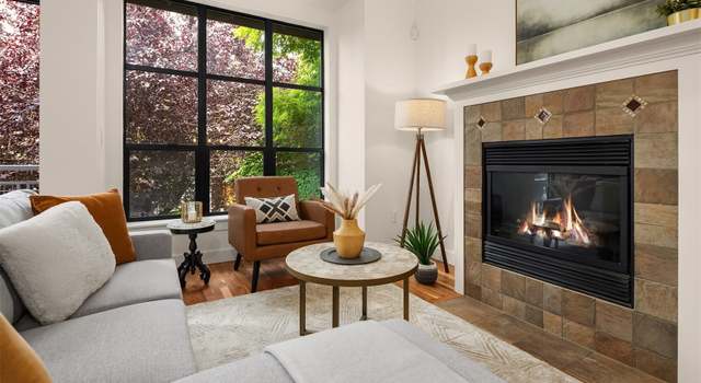 Photo of 3648 Dayton Ave N Unit B, Seattle, WA 98103