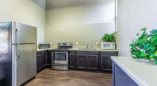 Photo of 1425 S Puget Dr Unit B5, Renton, WA 98055