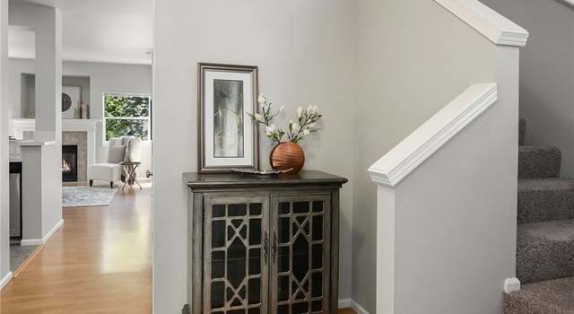 Photo of 101 S 50th Pl Unit B, Renton, WA 98055