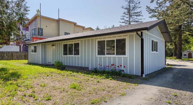 Photo of 311 Price St, Friday Harbor, WA 98250