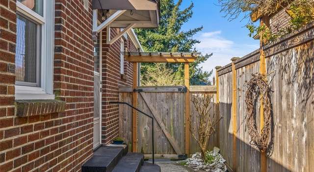 Photo of 8016 22nd Ave NW, Seattle, WA 98117