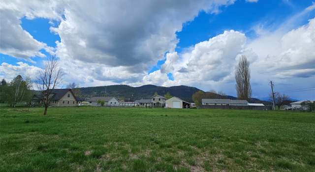 Photo of 1128 W King Ave, Chewelah, WA 99109