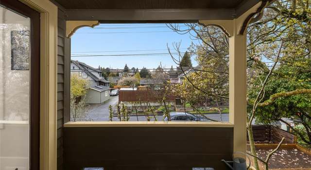 Photo of 7912 Fremont Ave N, Seattle, WA 98103