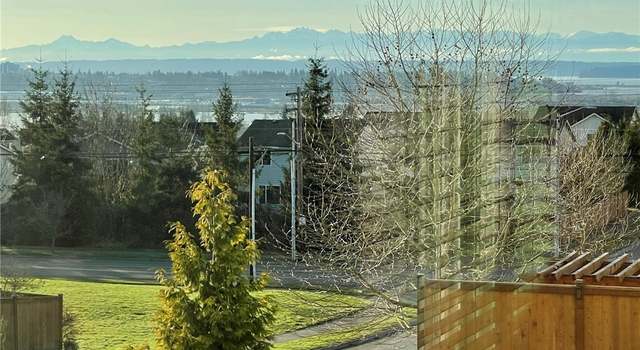 Photo of 7128 35th Pl NE, Marysville, WA 98270