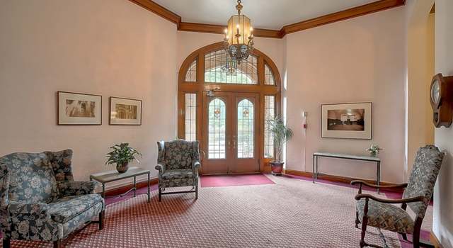 Photo of 5810 Cowen Pl NE #408, Seattle, WA 98105