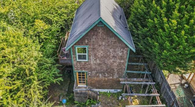 Photo of 9774 NE Kitsap St, Bainbridge Island, WA 98110