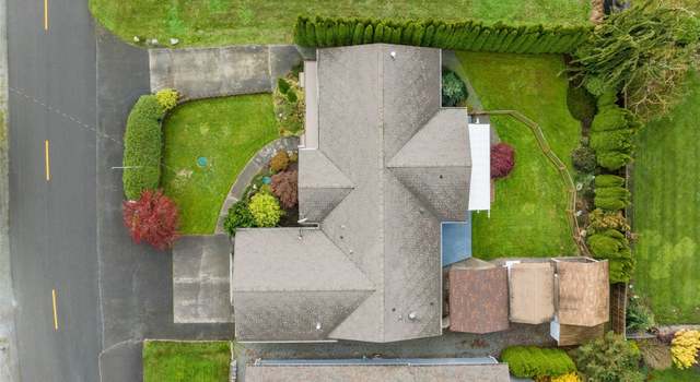Photo of 229 Heather Dr, Camano Island, WA 98282
