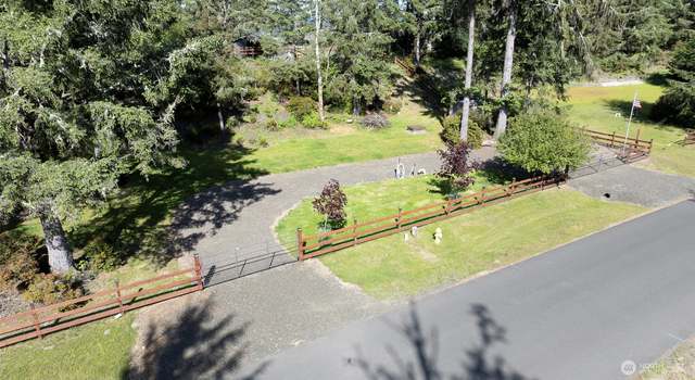 Photo of 1002 & 1004 Discovery Ave SE, Ocean Shores, WA 98569