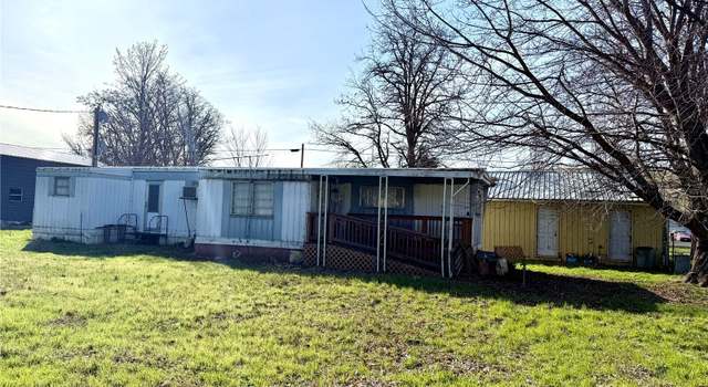 Photo of 101 6th St, Starbuck, WA 99359