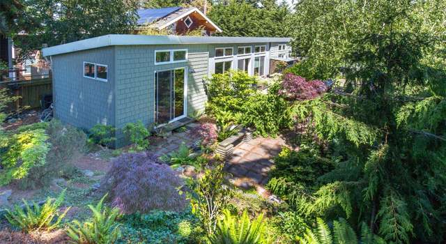 Photo of 1650 Cherry St, Port Townsend, WA 98368