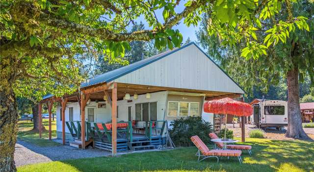 Photo of 137 Crescent Beach Dr, Packwood, WA 98361