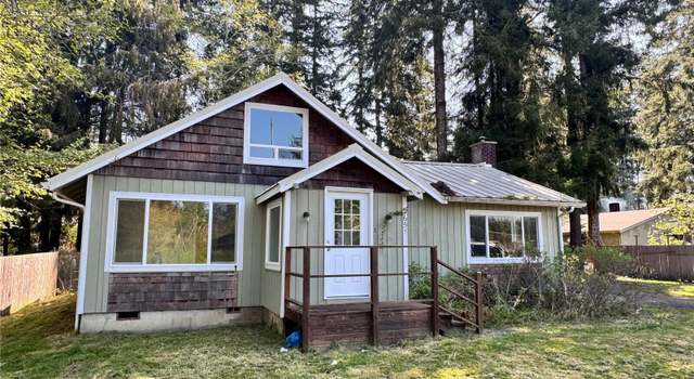 Photo of 651 Olympic Dr, Forks, WA 98331