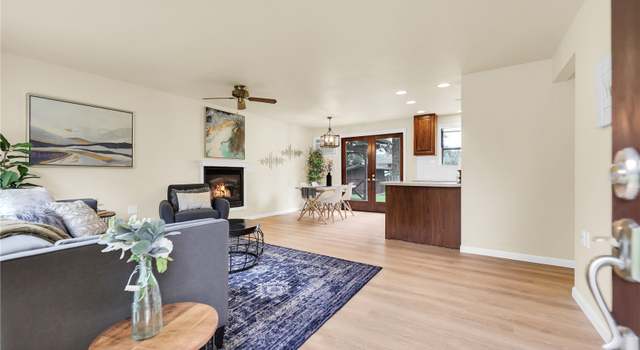 Photo of 12568 NE 156th St, Woodinville, WA 98072