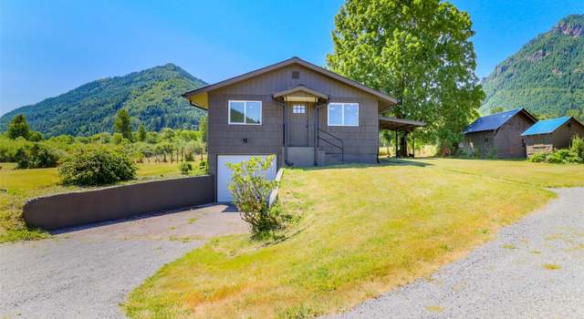 Photo of 355 Pleasant Valley Rd, Mineral, WA 98355