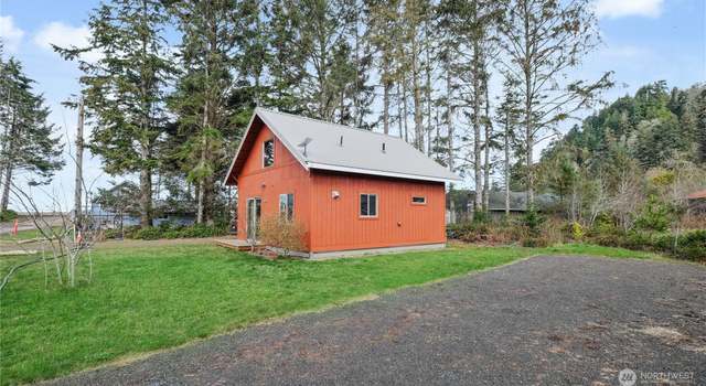 Photo of 80 Fisherman St, Clallam Bay, WA 98326
