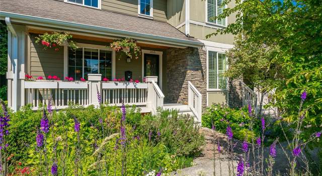 Photo of 2413 Peabody St, Bellingham, WA 98225