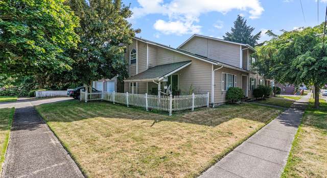 Photo of 871 8th Ave, Longview, WA 98632