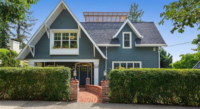 Photo of 6028 38th Ave NE, Seattle, WA 98115