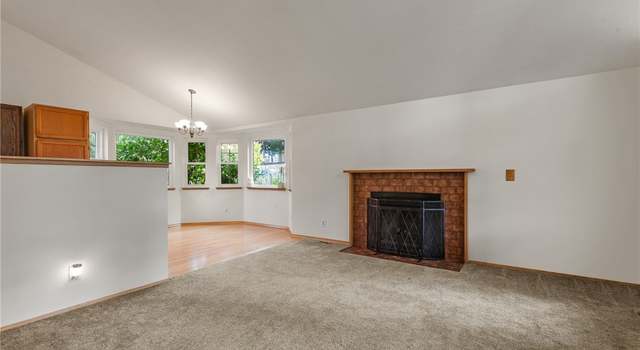 Photo of 10018 SE 202nd St, Kent, WA 98031